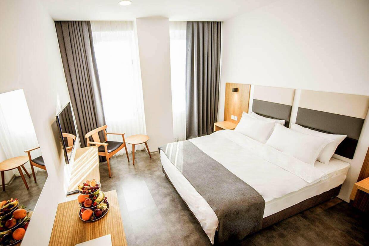 Ingate Hotel Famagusta  Esterno foto